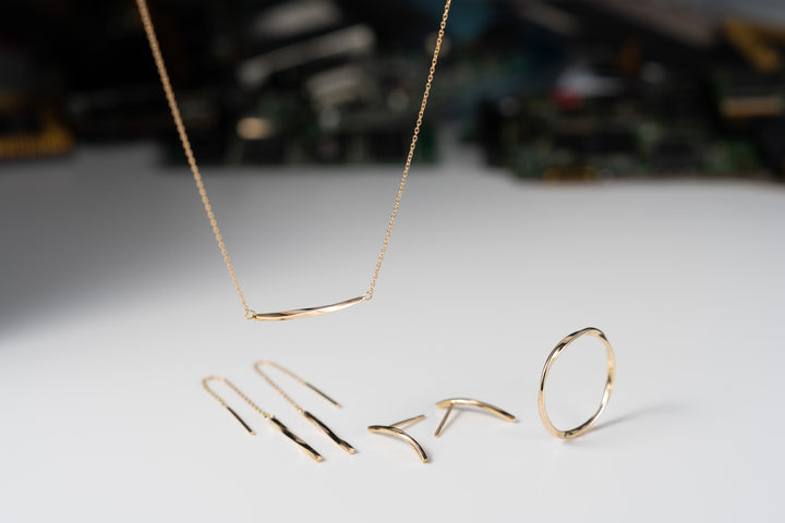 Flow Line - gold フローライン- 
