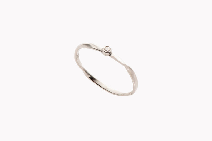 Flow Line - PT900 フローラインダイヤリング鏡面ポリッシュ - 